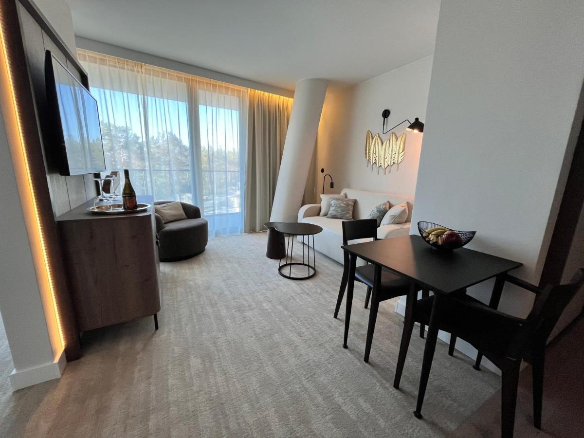 Wave Apartament Piano Miedzyzdroje Buitenkant foto